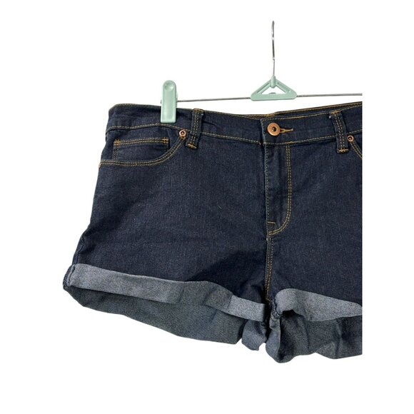 Forever 21 Womens Blue Denim Booty Shorts Cuffed Mid Rise Dark Wash Size 30 - Picture 3 of 8